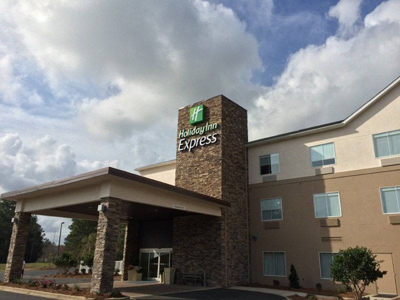 Holiday Inn Express Defuniak Springs By Ihg Exterior foto